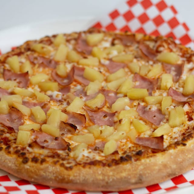 Family Special Pizza.